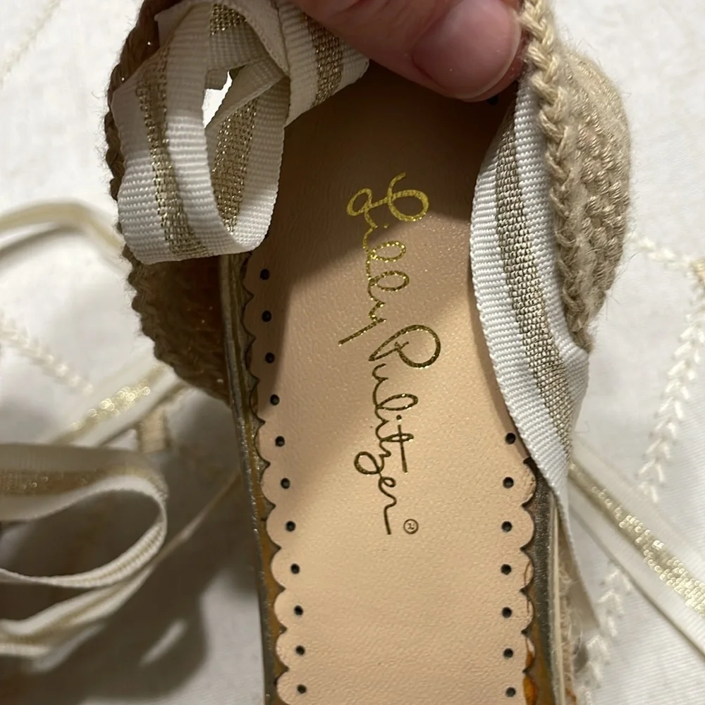 Lilly Pulitzer Size 7.5 - Picture 7 of 7
